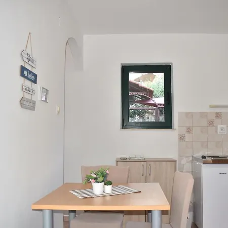 Apartment Twin Split